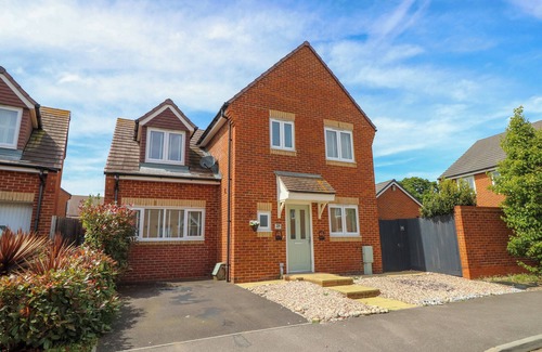 Hayling Island Cottage | 25 St. Benedict Road