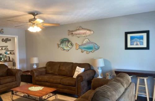Leesburg House | 25 Sweet Serenity