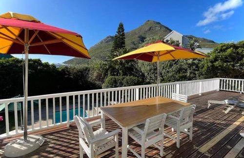 Noordhoek Apartment | 250 m² Apartment ∙ 4 bedrooms ∙ 8 guests