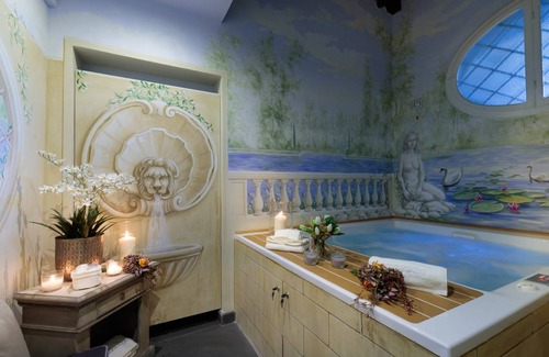 Lucca Historical Center Apartment | 250 m² Apartment ∙ 5 bedrooms ∙ 10 guests