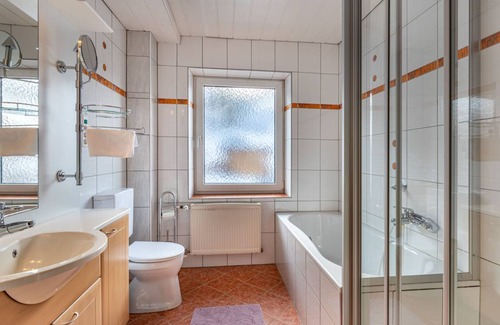 Ebene Reichenau House | 250 m² House ∙ 1 bedroom ∙ 12 guests