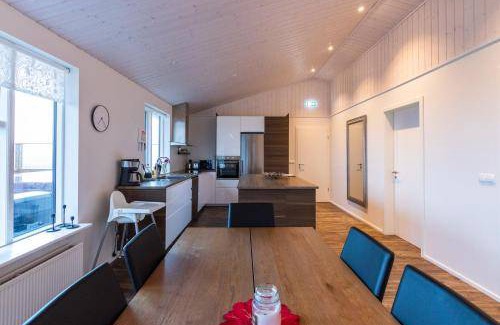 Selfoss House | 250 m² House ∙ 4 bedrooms ∙ 8 guests