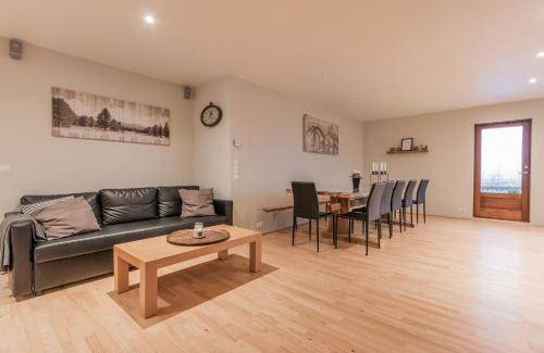 Selfoss House | 250 m² House ∙ 4 bedrooms ∙ 8 guests