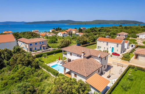 Muline House | 250 m² House ∙ 4 bedrooms ∙ 10 guests