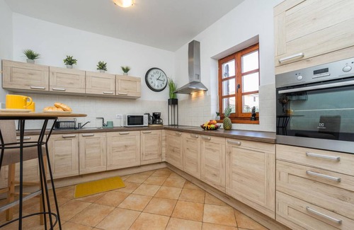 Muline House | 250 m² House ∙ 4 bedrooms ∙ 10 guests