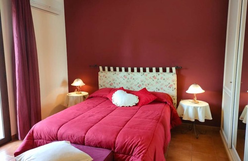 Pedara House | 250 m² House ∙ 5 bedrooms ∙ 10 guests