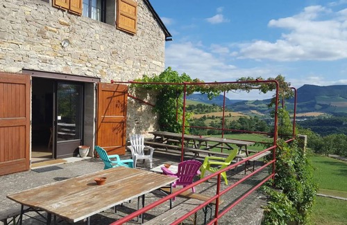 Compeyre House | 250 m² House ∙ 6 bedrooms ∙ 18 guests