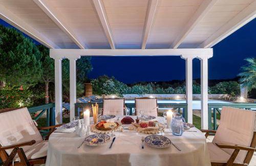 Vasilikos Villa | 250 m² Villa ∙ 4 bedrooms ∙ 8 guests