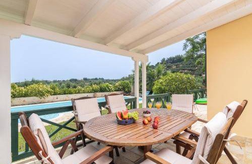 Vasilikos Villa | 250 m² Villa ∙ 4 bedrooms ∙ 8 guests