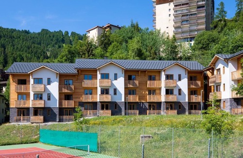 Pra Loup Apartment | 250m from resort center, balcony, parking, tv, ski locker, 35m², Pra Loup