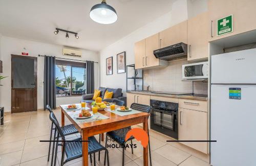 Patio Apartment | #253 Fernando Pessoa 28 by Home Holidays