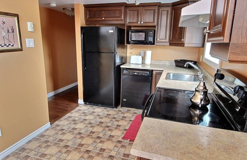Bellerive Apartment | #254 Superb Loft Next to Métro (Subway)