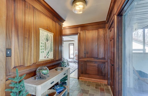Front Royal House | 257 m² House ∙ 4 bedrooms ∙ 8 guests