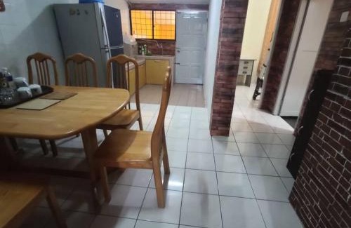 Kuching House | 26 Home Batu Kawa