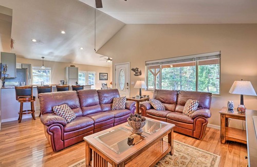Florissant House | 260 m² House ∙ 5 bedrooms ∙ 8 guests