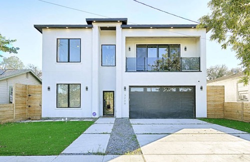 West Dallas House | 261 m² House ∙ 5 bedrooms ∙ 12 guests