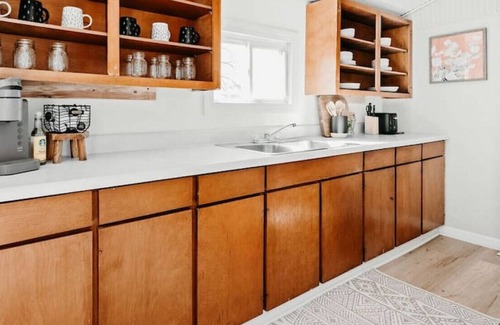 East End House | 2622 · Spring Valley Cottage
