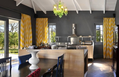 Franschhoek Resort | 265 m² Resort ∙ 4 bedrooms ∙ 10 guests