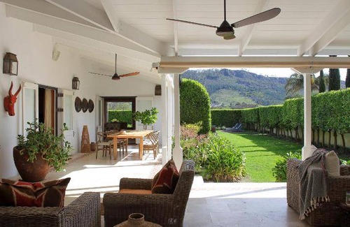 Franschhoek Resort | 265 m² Resort ∙ 4 bedrooms ∙ 10 guests