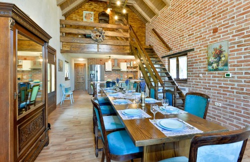 Mozenec House | 266 m² House ∙ 5 bedrooms ∙ 12 guests