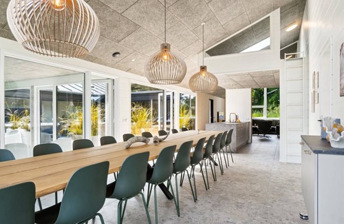 Fjellerup House | 268 m² House ∙ 7 bedrooms ∙ 22 guests