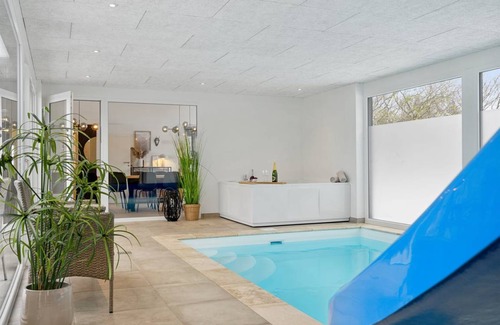 Bønnerup Strand House | 268 m² House ∙ 7 bedrooms ∙ 22 guests
