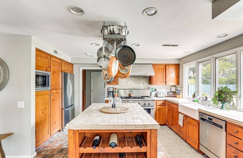 North Ridge House | 269 m² House ∙ 5 bedrooms ∙ 10 guests