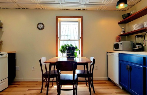 Alexandria Bay Apartment | 27 James Street Loft #2