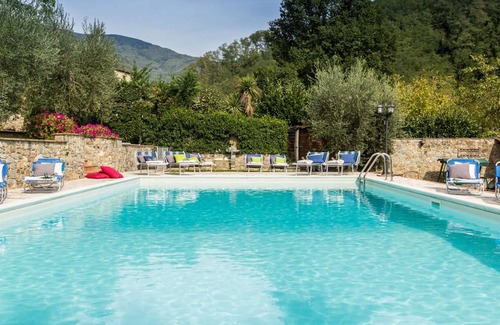 Pistoia Villa | 270 m² Villa ∙ 5 bedrooms ∙ 11 guests