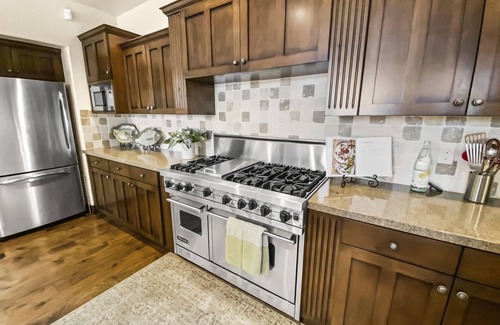 Park Meadows House | 2744 The Cove! Modern Luxury w/Elevator, Hot Tub, Pool, AC, Shuttle to Slopes!