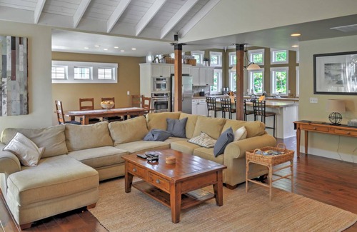 Wapato Point House | 278 m² House ∙ 4 bedrooms ∙ 12 guests