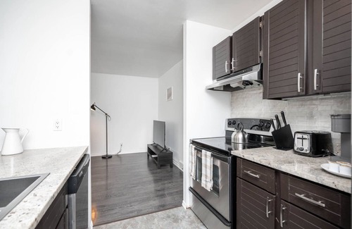 Winnipeg House | (279)Classy 3 BDR in Quiet Neighbourhood+Parking