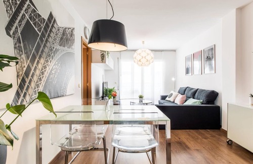Ainsa Apartment | 28/5000 Modern apartment in Ainsa