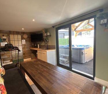 Londonderry House | 28 m² House ∙ 1 bedroom ∙ 4 guests
