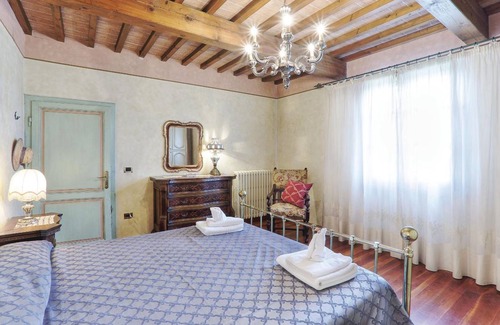 Forcoli House | 280 m² House ∙ 5 bedrooms ∙ 10 guests