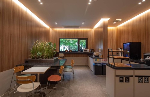 Mokpo Hotel | 280 m² Motel ∙ 9 guests