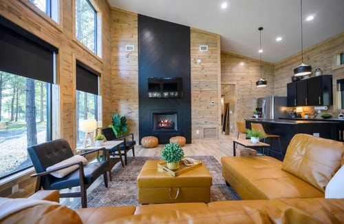 Pickens Cabin | 282 Timbuktu Luxury Romantic Cabin Getaway