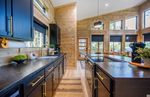 Pickens Cabin | 282 Timbuktu Luxury Romantic Cabin Getaway