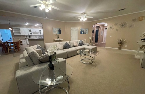 Marianna House | 2845 Luxury modern 4-bedroom house at Indian Spring golf course in Marianna.