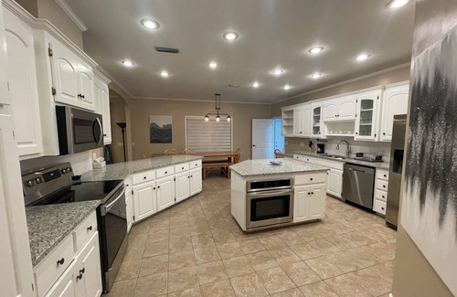 Marianna House | 2845 Luxury modern 4-bedroom house at Indian Spring golf course in Marianna.