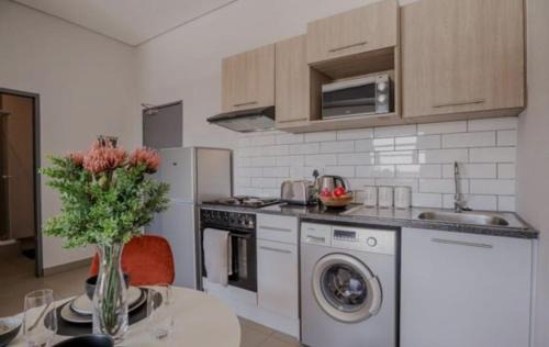 Musgrave Apartment | 285 on Currie