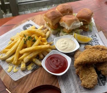 Wairoa Hotel | 287 Cafe & Motel