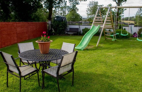 Kilmovee House | 29 m² House ∙ 3 bedrooms ∙ 6 guests