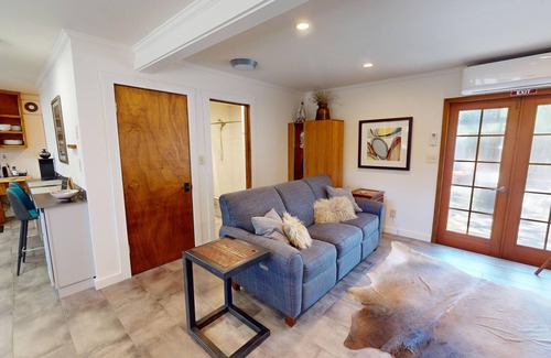 Middletown House | 29 West A - Charming 1-bedroom house in Middletown