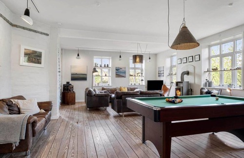 Toftum House | 290 m² House ∙ 8 bedrooms ∙ 18 guests