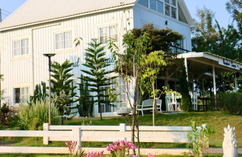 Khlong Muang Villa | 290 m² Villa ∙ 5 bedrooms ∙ 14 guests
