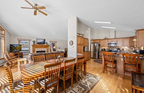 Estes Park House | 295 m² House ∙ 4 bedrooms ∙ 8 guests