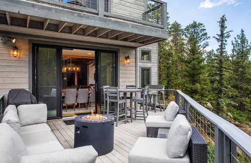 Columbine Lake House | 297 m² House ∙ 4 bedrooms ∙ 12 guests