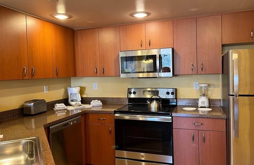 Enterprise House | 2B/2Bath SLEEPS 8 @Resort located at south end of strip. Casino/3mi to stadium