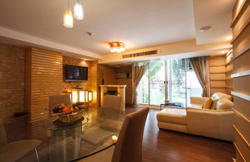 Khlong Toei Nuea House | 2B-Short-term rental allowed-2BRs Downtown Bangkok